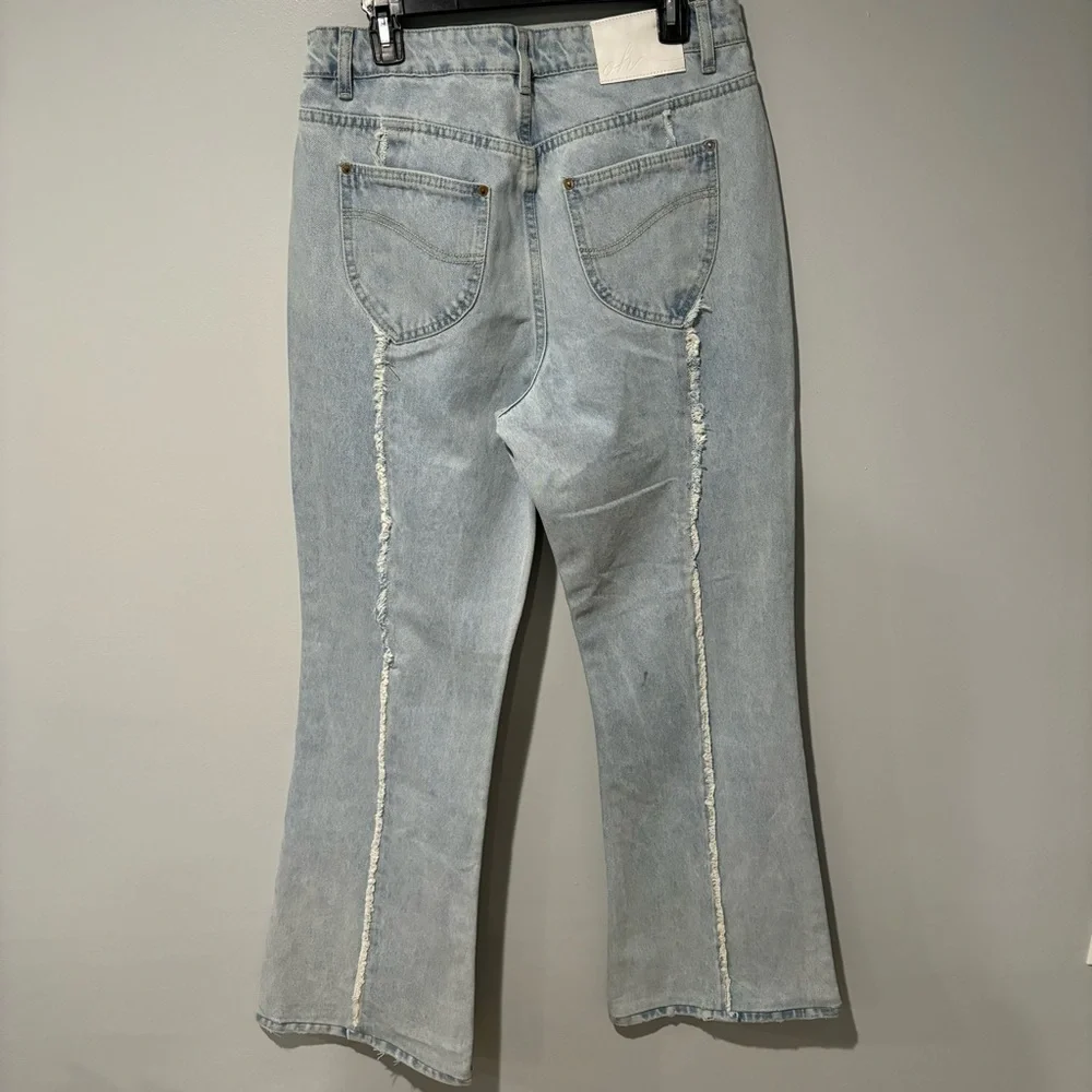 NWT Oh Polly Frayed Seam Flare Jeans Light Wash US 12 - Picture 5 of 8